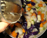 Foto del paso 2 de la receta: Risotto con nabos y pasas