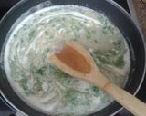 Foto del paso 3 de la receta: Manos de cerdo en salsa verde