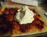 Foto del paso 2 de la receta: Arrollado de crema de queso y mermelada de frutillas