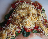 Foto del paso 2 de la receta: Rollitos de pavo rellenos de espinacas, queso y piquillos