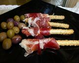 Foto del paso 1 de la receta: Plato de jamón ibérico y aceitunas