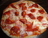 Foto del paso 2 de la receta: Pizzetta de chorizo picante y beicon
