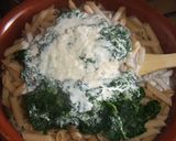 Foto del paso 3 de la receta: Pasta seca gratinada con espinacas