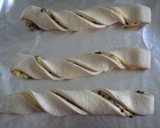 Foto del paso 4 de la receta: Trenzas de chocolate blanco y negro
