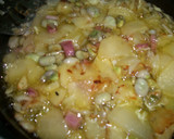 Foto del paso 2 de la receta: Tortilla de habas frescas con bacón