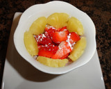 Foto del paso 1 de la receta: Copa de frutas y helado