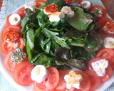Foto del paso 5 de la receta: Ensalada de hojas variadas y delicias de queso de cabra