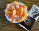Foto del paso 1 de la receta: Gajos de mandarina con chocolate condimentado