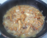 Foto del paso 2 de la receta: Arroz caldoso con conejo y setas Nameko