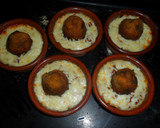 Foto del paso 8 de la receta: Albóndigas con napolitana gratinada en cazuelitas con brisa