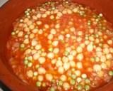 Foto del paso 2 de la receta Albóndigas con garbanzos en salsa
