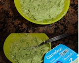 Foto del paso 3 de la receta: Dip de quesos y aguacate