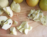 Foto del paso 1 de la receta: Compota de manzanas y peras con canela y anís