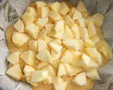 Foto del paso 2 de la receta: Budín integral de manzana con cobertura de mascarpone