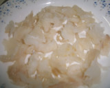 Foto del paso 2 de la receta: Revuelto de habitas frescas con bacalao