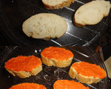 Foto del paso 1 de la receta: Tostas de sobrasada camembert
