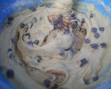 Foto del paso 2 de la receta: Plum cake con pepitas de chocolate