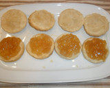 Foto del paso 4 de la receta: Galletas de hojaldre con membrillo y queso