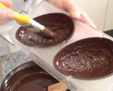 Foto del paso 3 de la receta: Huevos de chocolate para la Pascua