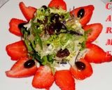 Foto del paso 5 de la receta: Carpaccio de fresones con bacalao