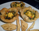 Foto del paso 8 de la receta: Rosetas de hojaldre rellenas de acelga