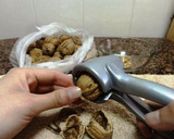 Foto del paso 4 de la receta: Pan con nueces y pasas sin gluten