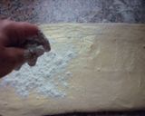 Foto del paso 4 de la receta: Rosca de pascua hojaldrada rellena