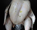 Foto del paso 4 de la receta: Pollo sentado