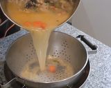 Foto del paso 8 de la receta: Fumet de pescado muy fácil