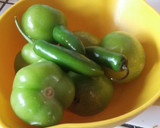 Foto del paso 1 de la receta: Bistec con nopales en salsa verde