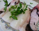 Foto del paso 1 de la receta: Cogote de merluza con cebolla