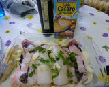 Foto del paso 3 de la receta: Cogote de merluza con cebolla