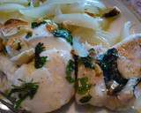 Foto del paso 6 de la receta: Cogote de merluza con cebolla