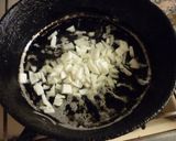 Foto del paso 1 de la receta: Pollo al horno con papas y salsa de hongos