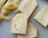Foto del paso 1 de la receta: Queso gallego con higos secos