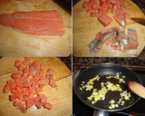 Foto del paso 1 de la receta: Montaditos con revuelto de salmón