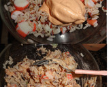 Foto del paso 4 de la receta: Ensalada de arroces con fresones y langostinos