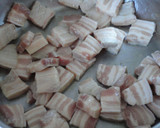 Foto del paso 1 de la receta: Guiso de panceta fresca
