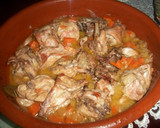Foto del paso 4 de la receta: Conejo con verduras en escabeche