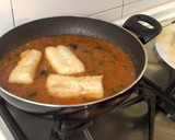 Foto del paso 5 de la receta: Bacalao con ciruelas, pasa y piñones