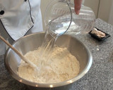 Foto del paso 3 de la receta: Cómo amasar pan a mano