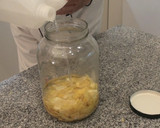 Foto del paso 2 de la receta: Limoncello casero italiano
