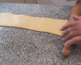 Foto del paso 6 de la receta: Roscón de mazapán