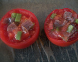 Foto del paso 3 de la receta: Tomates rellenos con mozzarella