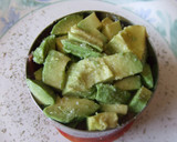 Foto del paso 8 de la receta: Torres de salmón con peras y aguacate