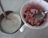 Foto del paso 3 de la receta: Crema de queso y fresas