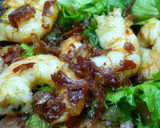 Foto del paso 2 de la receta: Ensalada templada de langostinos