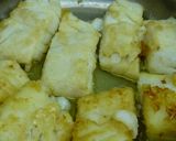 Foto del paso 1 de la receta: Bacalao con cebolla, pimiento verde y tomate