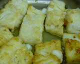 Foto del paso 1 de la receta: Bacalao con cebolla, pimiento verde y tomate