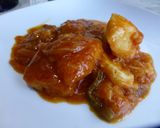 Foto del paso 4 de la receta: Bacalao con cebolla, pimiento verde y tomate